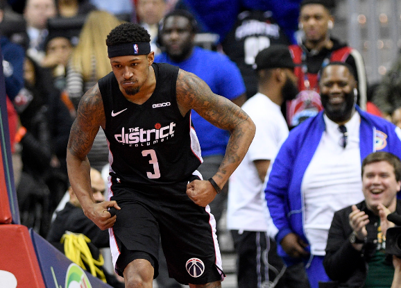 将防守队员 将防守队员